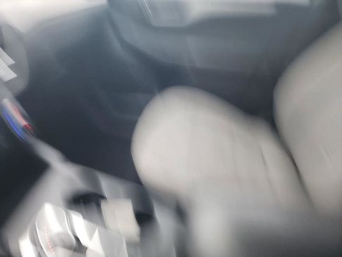 Used 2022 Ford Escape SE image 21