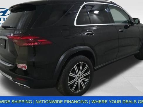 Used 2024 Mercedes-Benz GLE 450e 4MATIC w/ Warmth & Comfort Package image 3