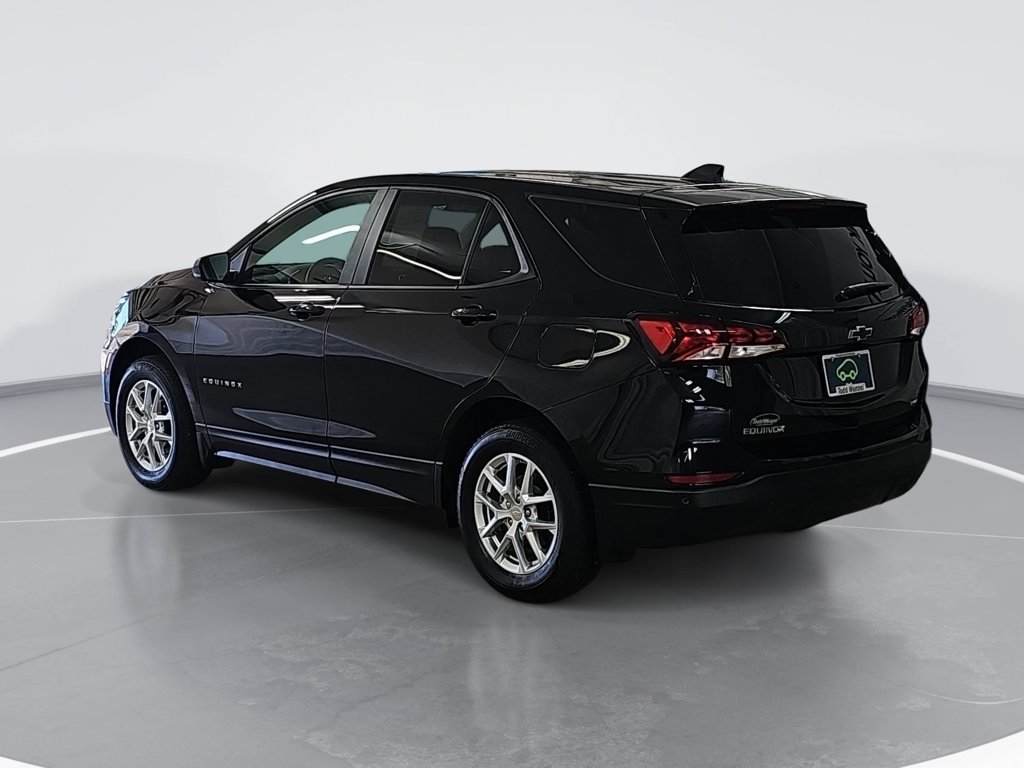 Certified 2024 Chevrolet Equinox LS w/ LS Convenience Package AWD/4WD image 6