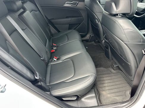 Used 2026 Kia Sportage SX FWD image 15