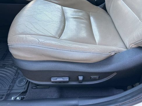 Used 2014 Hyundai Elantra Limited FWD image 15