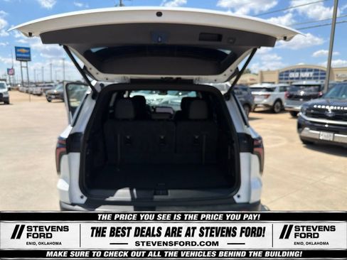 Used 2025 Chevrolet Traverse Z71 w/ Enhanced Driving Package AWD/4WD image 41