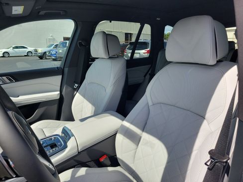 New 2026 BMW X5 M60i AWD/4WD image 17