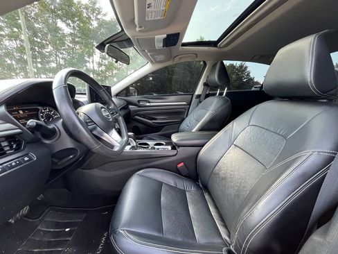 Used 2023 Nissan Altima 2.5 SL AWD/4WD image 25