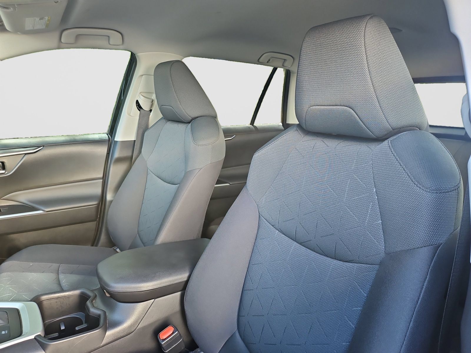 Used 2024 Toyota RAV4 AWD Hybrid image 23
