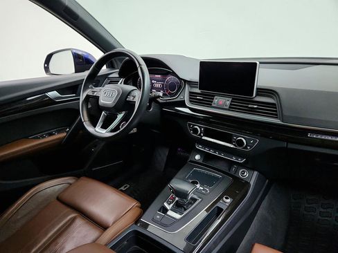 Used 2019 Audi Q5 Prestige w/ Prestige Package image 27