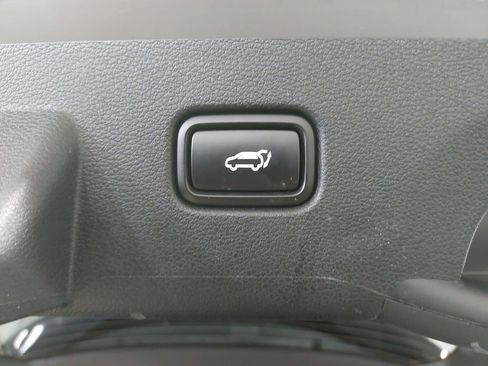 Used 2025 Kia Sportage X-Line w/ Premium Package image 23