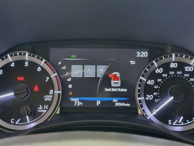 Used 2023 Toyota Highlander XLE AWD/4WD image 10
