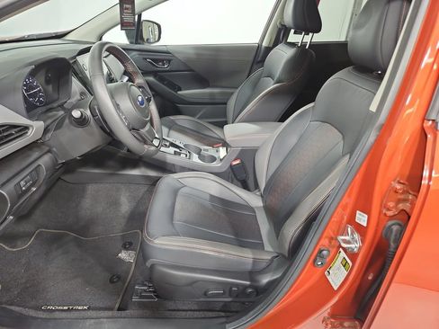 Certified 2025 Subaru Crosstrek 2.5i Limited w/ Popular Package #4A AWD/4WD image 11
