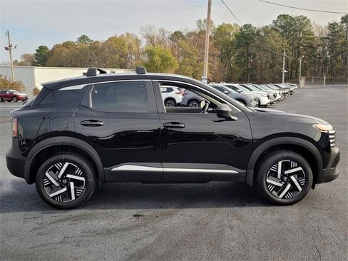 New 2026 Nissan Kicks SV w/ Cold Weather Package image 2