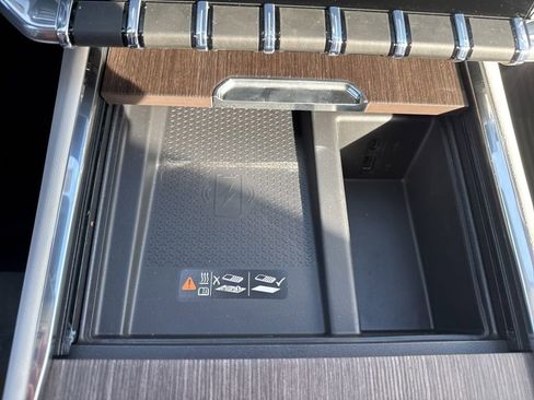 New 2026 GMC Acadia Denali w/ Super Cruise Package image 39