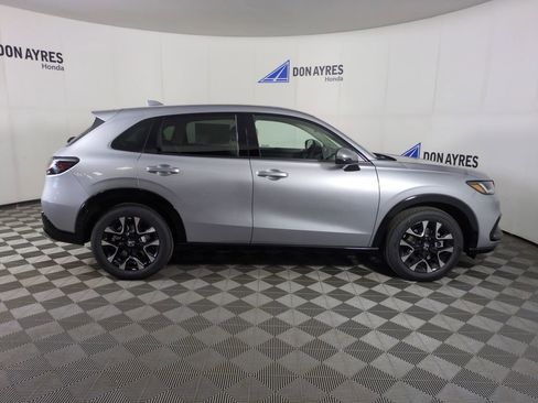 New 2026 Honda HR-V EX-L image 6