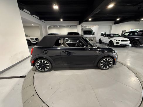 Used 2024 MINI Cooper S FWD image 15