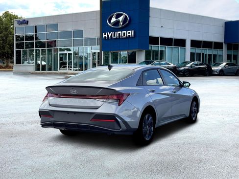 New 2026 Hyundai Elantra Sport FWD image 7