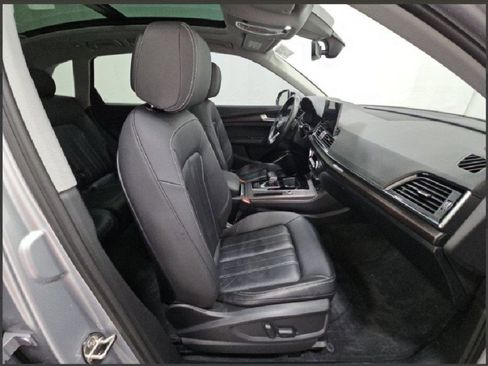 Used 2022 Audi Q5 2.0T Premium Plus w/ Premium Plus Package image 12