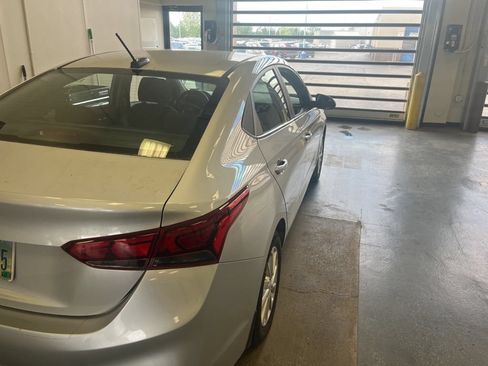 Used 2019 Hyundai Accent SEL FWD image 7