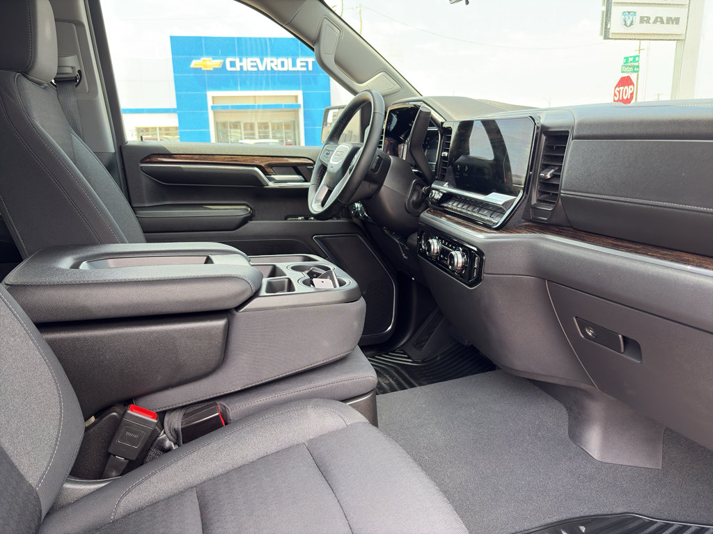 Used 2024 GMC Sierra 1500 Elevation AWD/4WD image 19