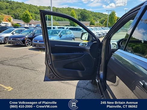 Used 2018 Jeep Grand Cherokee Limited AWD/4WD image 43