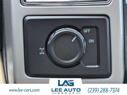 Used 2018 Ford F150 Lariat w/ Trailer Tow Package RWD image 25
