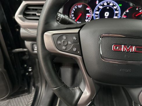 Used 2023 GMC Acadia AT4 w/ Technology Package image 17