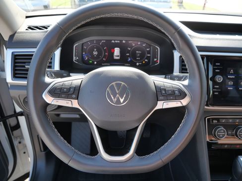 Used 2022 Volkswagen Atlas SE image 26