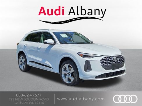 New 2025 Audi Q5 Premium Plus image 1