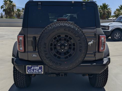 New 2026 Ford Bronco Badlands AWD/4WD image 3
