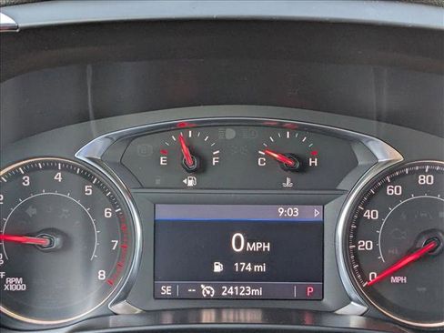 Used 2025 Chevrolet Blazer LT image 11