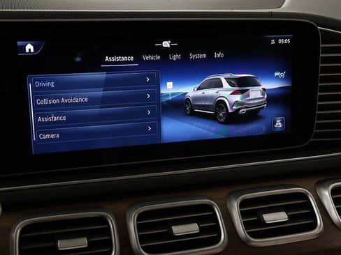 Certified 2026 Mercedes-Benz GLE 450 4MATIC image 17