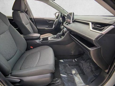 Used 2023 Toyota RAV4 XLE FWD image 20