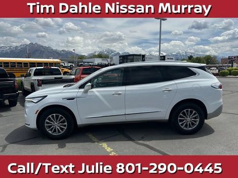 Used 2024 Buick Enclave Premium AWD/4WD image 7