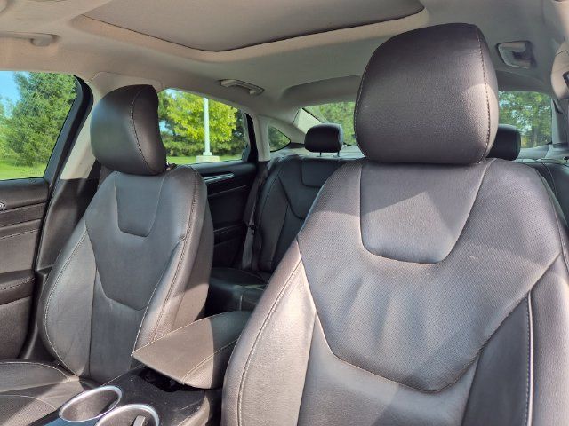 Used 2013 Ford Fusion Titanium w/ Titanium Driver Assist Pkg FWD image 14
