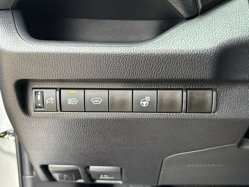 Used 2025 Toyota RAV4 XLE w/ Weather Package AWD/4WD image 25