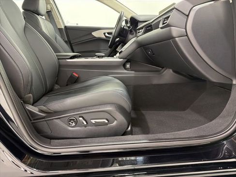 Certified 2025 Acura TLX w/ Technology Package FWD image 19