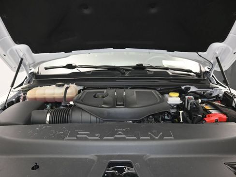 Used 2025 RAM 1500 Big Horn RWD image 27