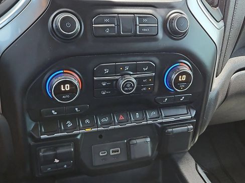 Used 2019 Chevrolet Silverado 1500 RST w/ All-Star Edition AWD/4WD image 25
