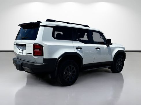 Used 2026 Toyota Land Cruiser w/ Premium Package AWD/4WD image 3