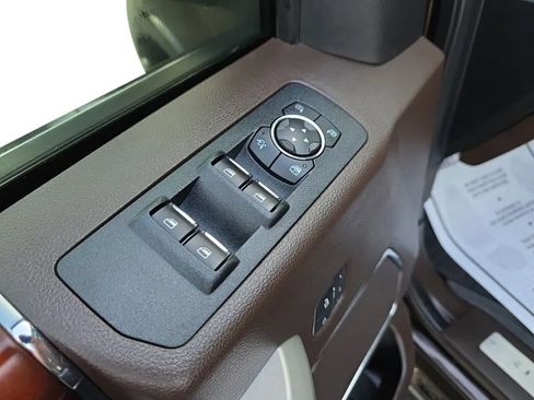 Used 2019 Ford F150 King Ranch w/ Equipment Group 601A Luxury AWD/4WD image 14