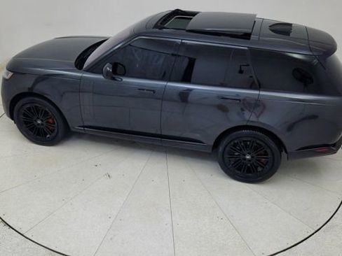 Used 2023 Land Rover Range Rover SE image 79