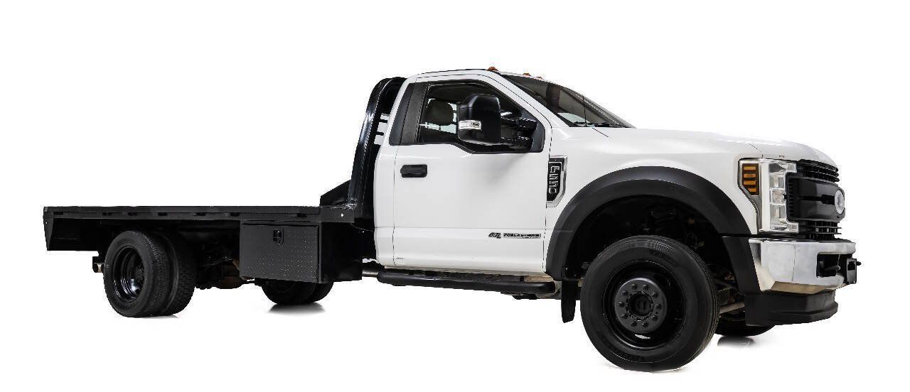 Used 2018 Ford F550 4x4 Regular Cab Super Duty image 1