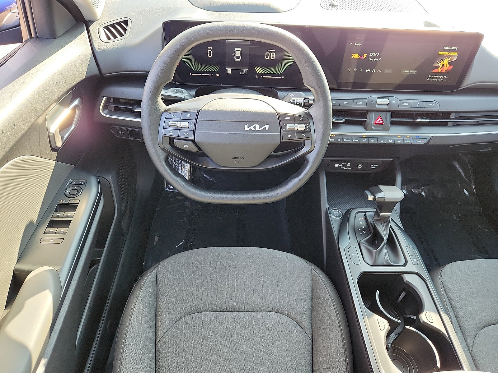 Certified 2025 Kia K4 FWD image 11