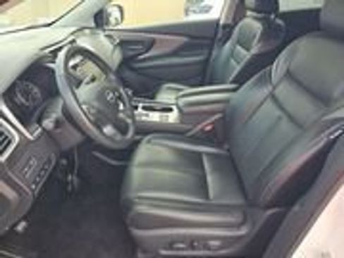 Used 2024 Nissan Murano SL image 11