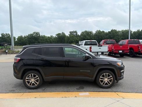 Used 2020 Jeep Compass Latitude FWD image 6