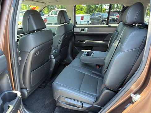 Used 2024 Hyundai Santa Fe XRT AWD/4WD image 9