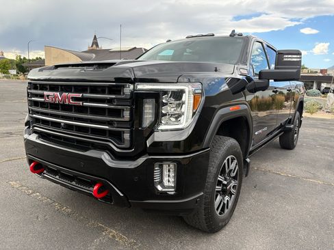 Used 2023 GMC Sierra 3500 AT4 w/ AT4 Premium Plus Package AWD/4WD image 13