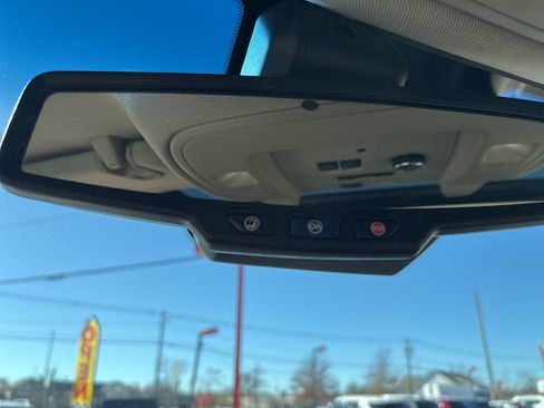 Used 2017 GMC Yukon Denali w/ Open Road Package image 36