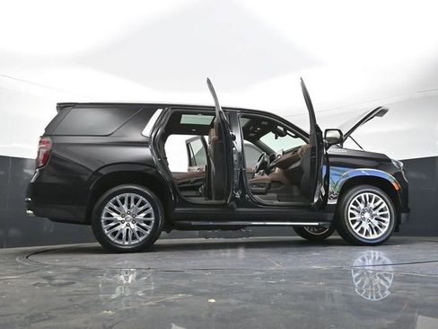 Used 2023 Chevrolet Tahoe High Country AWD/4WD image 47