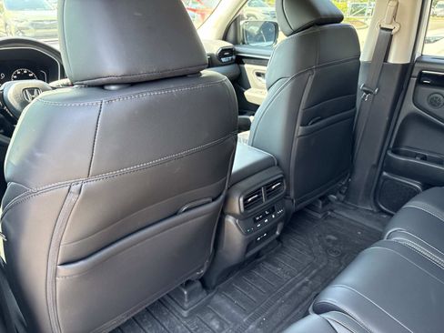 Used 2025 Honda Pilot EX-L image 28