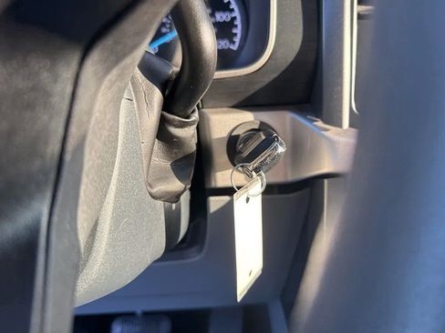 Used 2021 Ford F150 XLT image 20