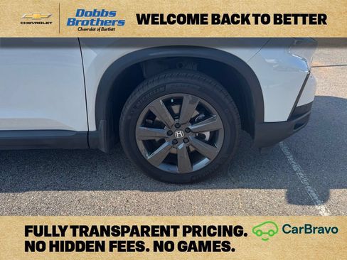 Used 2025 Honda Pilot Sport image 9
